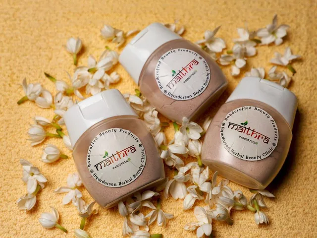 Tan Remover Powder
