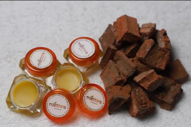 Nalpamaradi Lip Nourisher